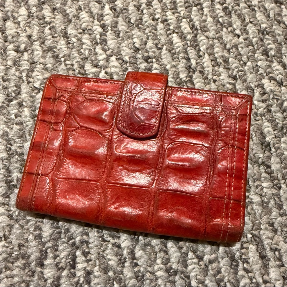 Tusk walle red crocodile bifold